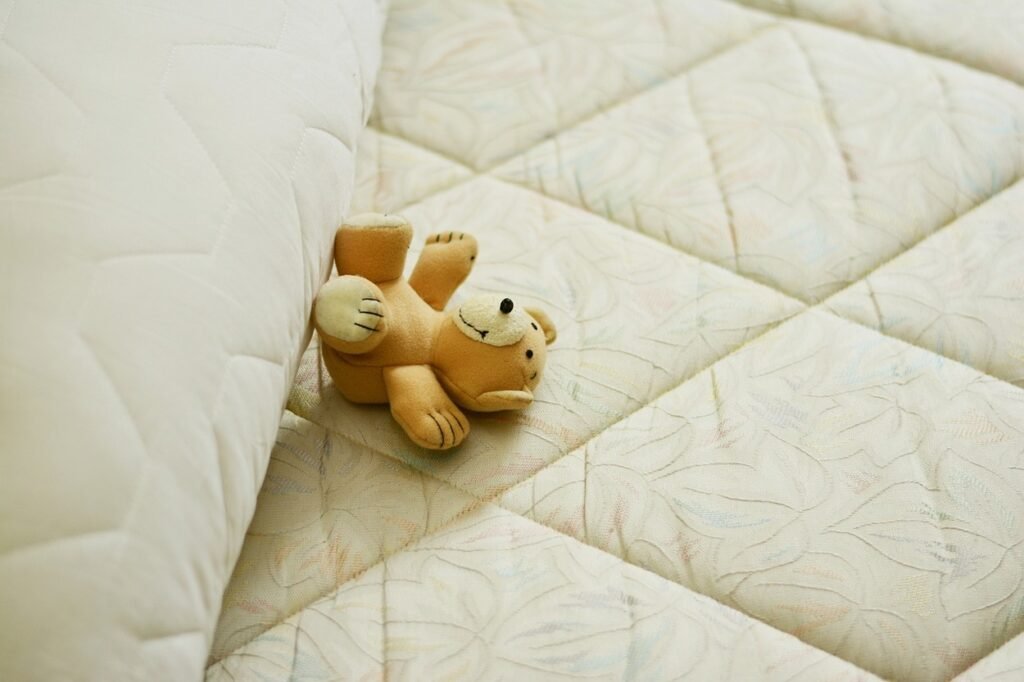 Mini mattress for toddler. 