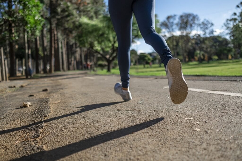 A woman running marathon.